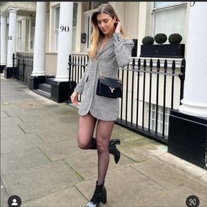 Zara | NWT HOUNDSTOOTHS TEXTURED BLAZER  DRESS SMALL BLOGGERS’S Favorite